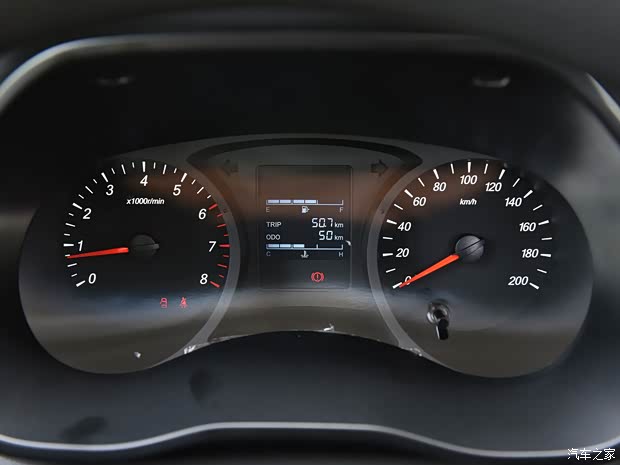 上汽通用五菱 五菱龍卡 2023款 2.0L 舒適型 上汽通用五菱 五菱龍卡 2023款 2.0L 舒適型