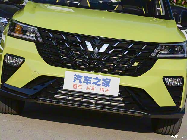 上汽通用五菱 五菱星馳 2022款 1.5T CVT基本型