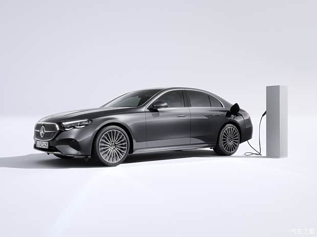 奔馳(進(jìn)口) 奔馳E級新能源(進(jìn)口) 2024款 E 300 e Avantgarde Line 歐洲版