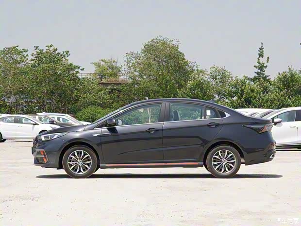 奇瑞汽車 艾瑞澤5 PLUS 2023款 1.5T CVT享PLUS 奇瑞汽車 艾瑞澤5 PLUS 2023款 1.5T CVT享PLUS