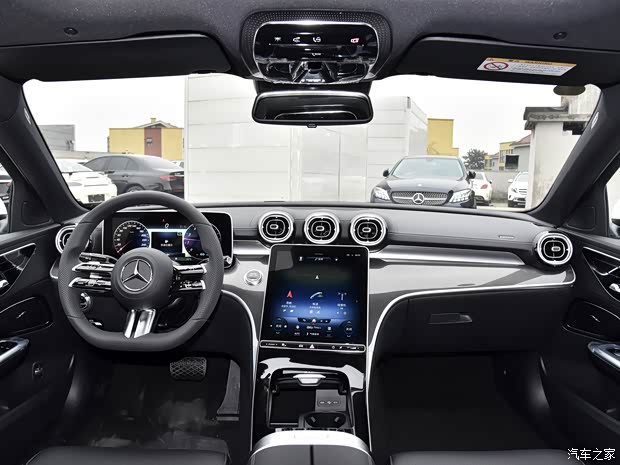 北京奔驰 奔驰C级 2022款 改款 C 260 L 运动版 北京奔驰 奔驰C级 2022款 改款 C 260 L 运动版