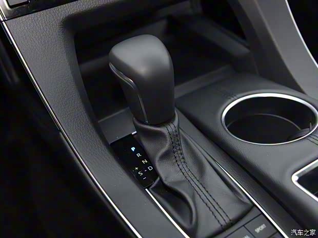 一汽丰田 亚洲龙 2019款 双擎 2.5L 高配版