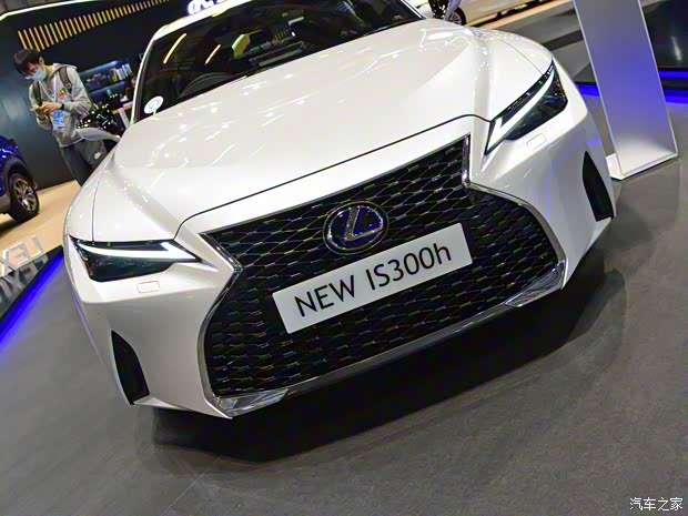 雷克薩斯 雷克薩斯IS 2021款 300h 中國澳門版