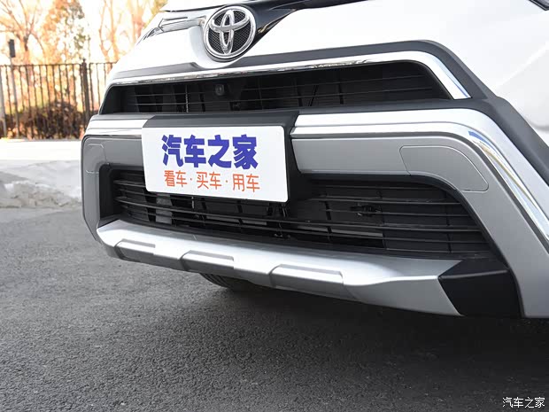一汽丰田 RAV4荣放 2019款 2.0L CVT两驱风尚X限量版 国V