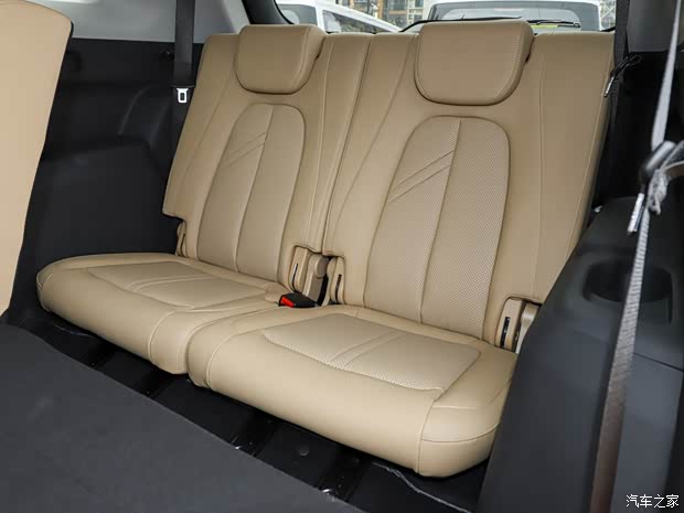 赛力斯蓝电 蓝电E5 2023款 1.5L DE-i 畅享型