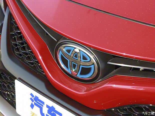 廣汽豐田 凱美瑞 2019款 改款 雙擎 2.5HS 鋒尚版