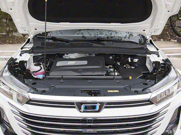 一汽奔騰 奔騰T77 2022款 基本型