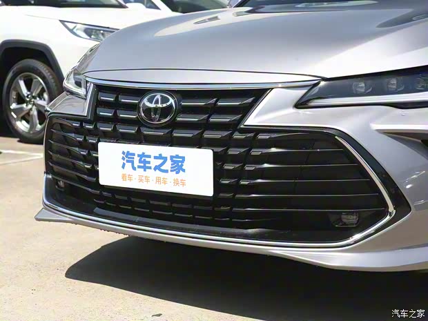 一汽丰田 亚洲龙 2023款 2.0L 豪华版