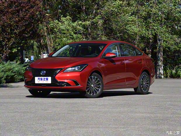 长安汽车 逸动 2019款 蓝鲸版 280T GDI 自动光速型 长安汽车 逸动 2019款 蓝鲸版 280T GDI 自动光速型