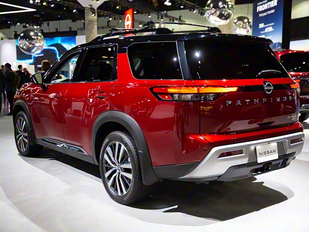 日产(进口) Pathfinder 2021款 3.5L Platinum 4WD 美国版