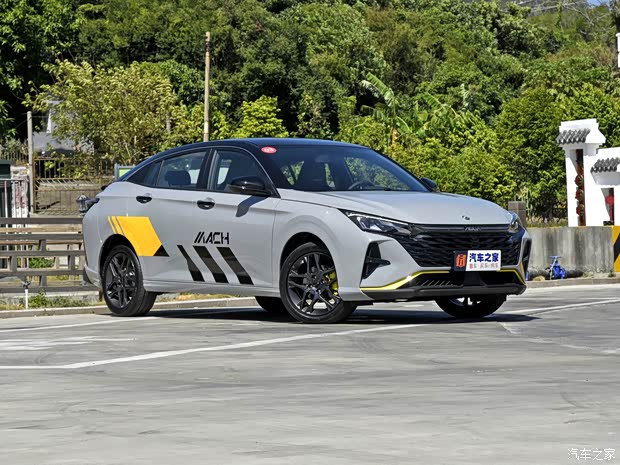 東風(fēng)乘用車 奕炫 2023款 馬赫版 1.5T 自動(dòng)高配版