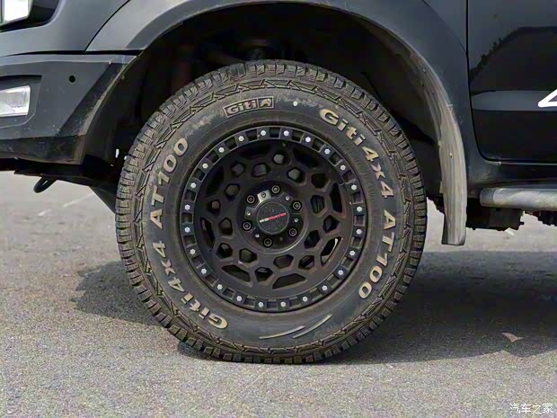 江淮汽車 悍途 2022款 2.0T山貓版手動柴油四驅(qū)精英型標雙HFC4DB2-2E