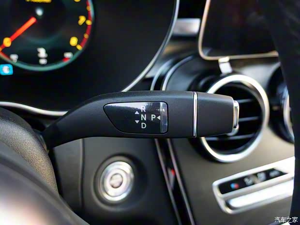 北京奔驰 奔驰C级 2020款 C 200 L 动感型运动版