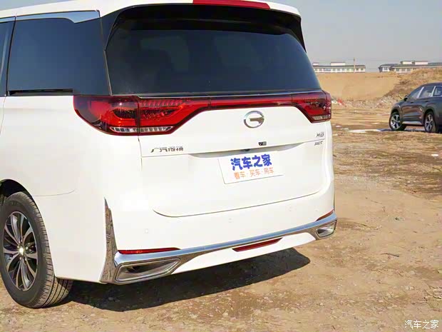 广汽乘用车 传祺M8 2022款 350T 高配版