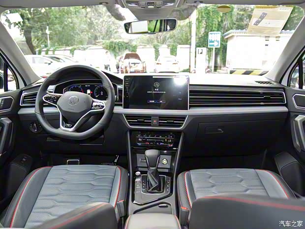 上汽大众 途观X 2022款 330TSI 两驱尊崇旗舰版 上汽大众 途观X 2022款 330TSI 两驱尊崇旗舰版