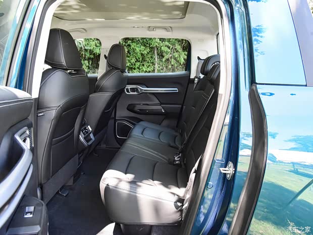 雷达汽车 雷达RD6 2022款 高配版