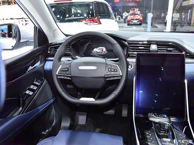 上汽大通 上汽MAXUS EUNIQ 6 2019款 基本型