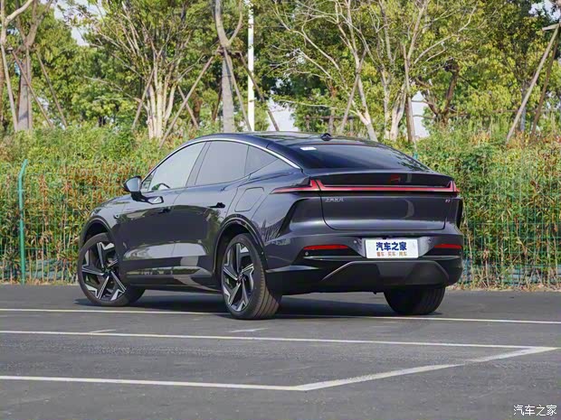 上汽集团 飞凡R7 2022款 激光雷达版 上汽集团 飞凡R7 2022款 激光雷达版