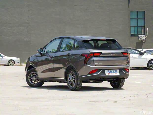 合眾汽車 哪吒V 2022款 潮 300 Lite 三元鋰