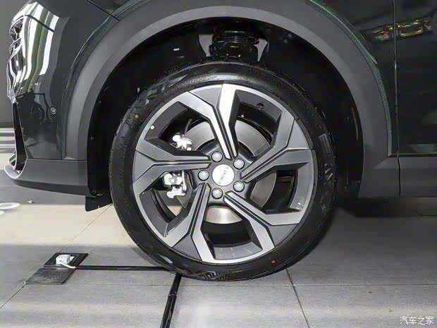 領(lǐng)克 領(lǐng)克06 2023款 基本型