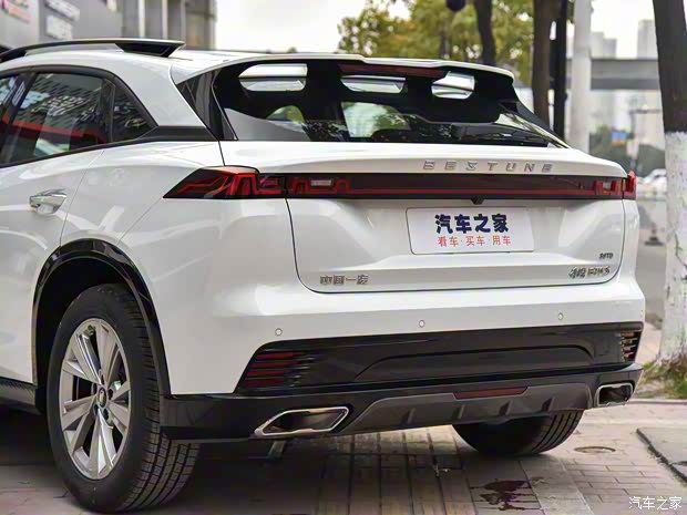 一汽奔腾 奔腾B70S 2022款 30TD 高配版