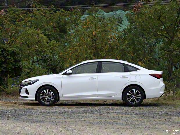 长安汽车 逸动 2020款 PLUS 百万版 1.6L GDI CVT豪华型