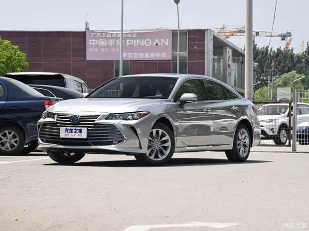 一汽豐田 亞洲龍 2019款 雙擎 2.5L 豪華版 國VI