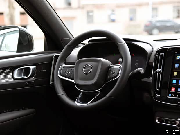 沃爾沃亞太 沃爾沃XC40新能源 2022款 P6 純電 兩驅(qū)基本型