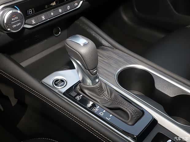 东风日产 天籁 2021款 2.0T XL 智进版