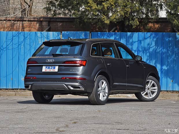 奥迪(进口) 奥迪Q7 2020款 45 TFSI quattro 致享专享版