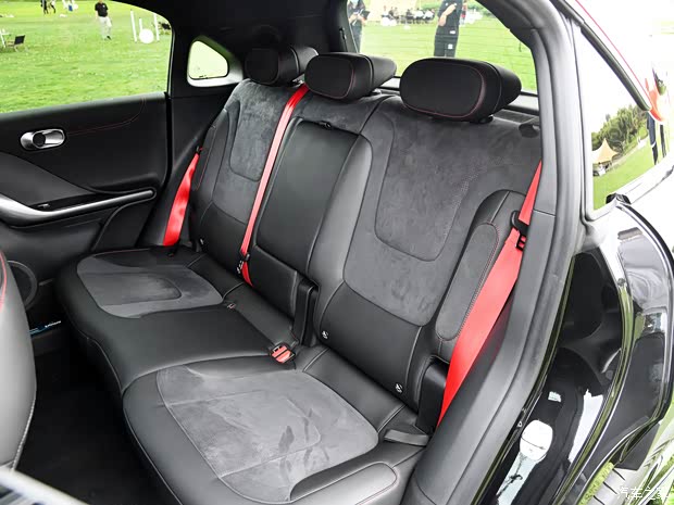 smart smart精靈#1 2022款 BRABUS性能版