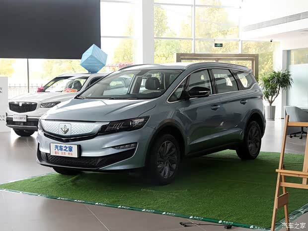 睿蓝汽车 枫叶80v PRO 2022款 舒享型 标准续航版 睿蓝汽车 枫叶80v PRO 2022款 舒享型 标准续航版