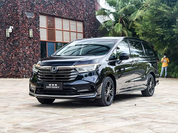 广汽本田 奥德赛 2022款 2.0L e:HEV 锐·耀享福祉版 广汽本田 奥德赛 2022款 2.0L e:HEV 锐·耀享福祉版