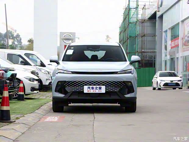 北京汽車 魔方 2022款 1.5T DCT鉆石版 北京汽車 魔方 2022款 1.5T DCT鉆石版