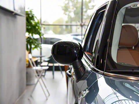 2023款 改款 1.5T COOPER ALL4 鉴赏家 2023款 改款 1.5T COOPER ALL4 鉴赏家