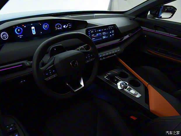 长安汽车 长安UNI-V 2022款 1.5T 智慧领航型 长安汽车 长安UNI-V 2022款 1.5T 智慧领航型