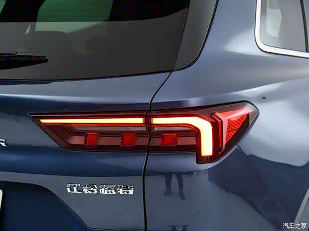 江鈴福特科技 領(lǐng)睿 2022款 EcoBoost 170 尊領(lǐng)型PLUS