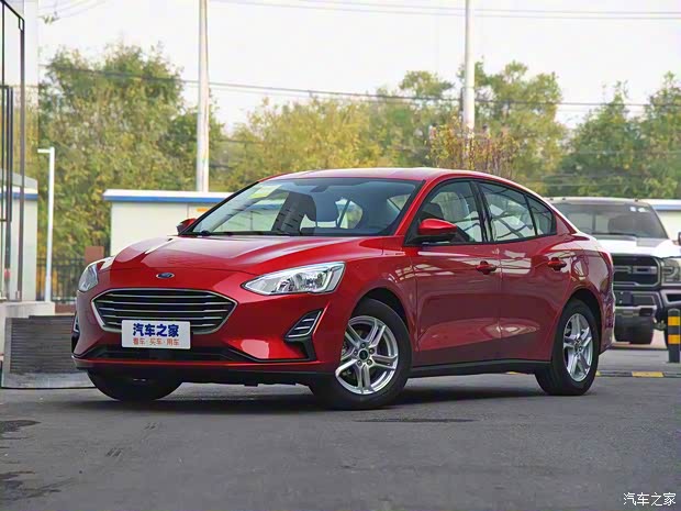 长安福特 福克斯 2019款 三厢 1.5L 手动锋跃型 长安福特 福克斯 2019款 三厢 1.5L 手动锋跃型