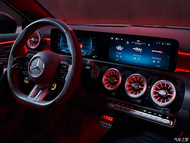 梅赛德斯-AMG 奔驰A级AMG(进口) 2024款 AMG A 35 4MATIC