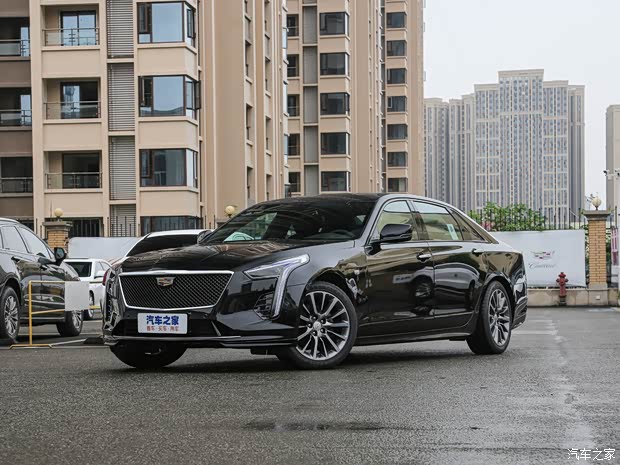 上汽通用凯迪拉克 凯迪拉克CT6 2022款 28T 尊贵型 上汽通用凯迪拉克 凯迪拉克CT6 2022款 28T 尊贵型