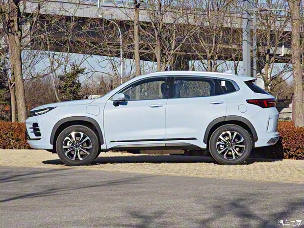 星途 星途追风ET-i 2022款 1.5TCI-DHT 105KM乘风起版 星途 星途追风ET-i 2022款 1.5TCI-DHT 105KM乘风起版