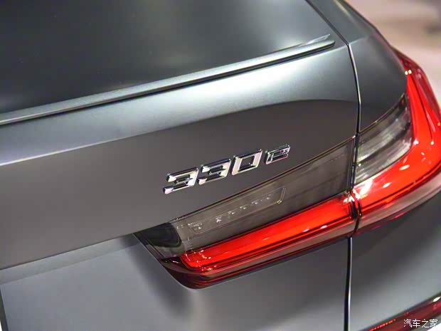 寶馬(進(jìn)口) 寶馬3系新能源(進(jìn)口) 2020款 330e