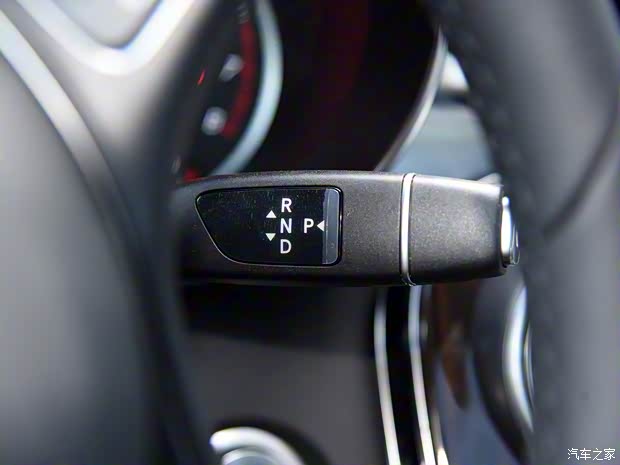 北京奔馳 奔馳GLC 2019款 GLC 260 4MATIC 豪華型