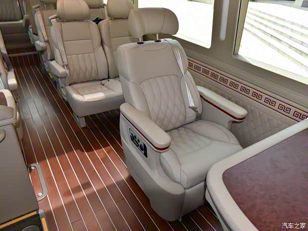 宇通客車 宇通T7 2022款 3.5T汽油定制星宇版35LGTDI