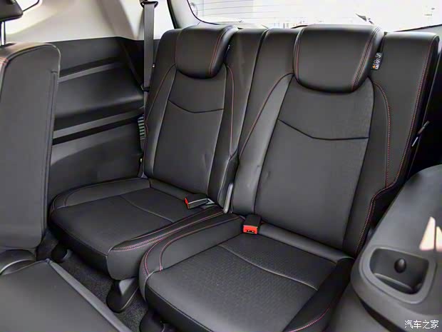 上汽通用雪佛蘭 沃蘭多 2018款 Redline 530T 自動縱享版(5+2款) 上汽通用雪佛蘭 沃蘭多 2018款 Redline 530T 自動縱享版(5+2款)