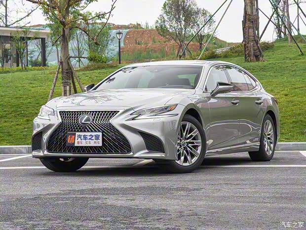 雷克薩斯 雷克薩斯LS 2018款 500h 豪華版 國VI