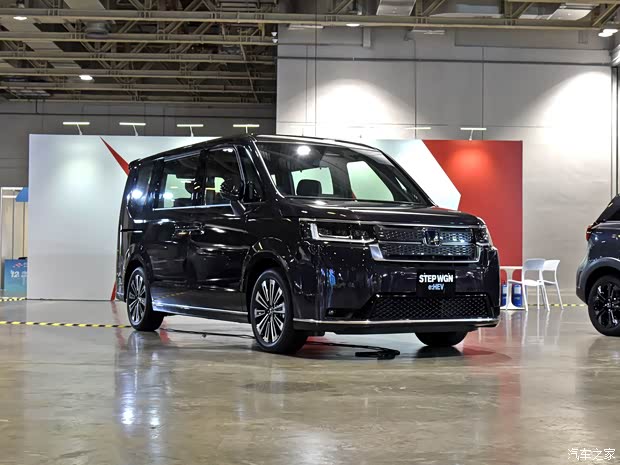 本田(进口) STEP WGN 2022款 e:HEV Spada 日本版 本田(进口) STEP WGN 2022款 e:HEV Spada 日本版