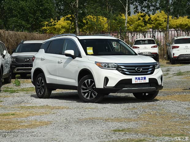 广汽乘用车 传祺GS4 2019款 270T 自动两驱精英版