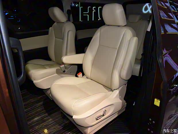 江淮汽車 瑞風M6 2021款 MAX 2.0T 基本型