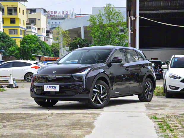 合眾汽車 哪吒U 2022款 Pro 400 暢行版